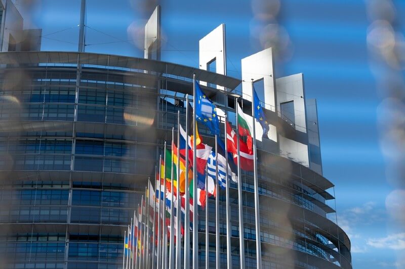 海外就職情報　インターンシップ EU 欧州連合